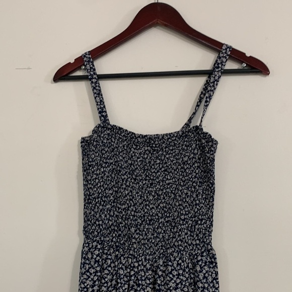 Hollister XS Floral Print Open Ruffled Leg Dress - Picture 4 of 14